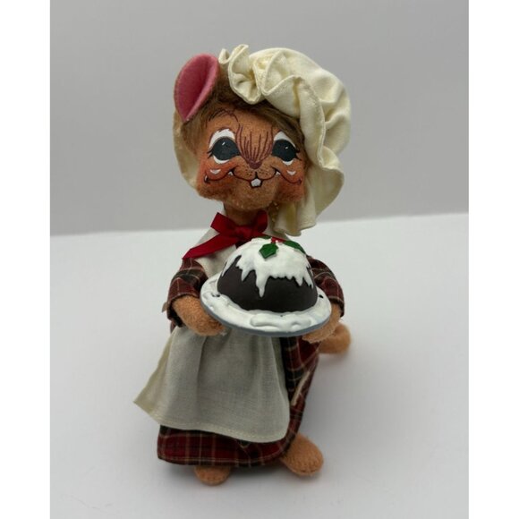 Annalee Storybook Mouse Martha Cratchet Dickens Christmas Carol Doll 2010 - Picture 8 of 8
